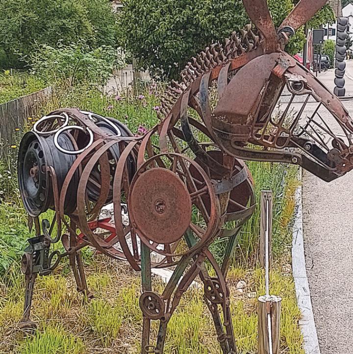 Diesen Metallesel hat Rosmarie Tschudin aus Liestal an der «Ville des Arts» in Waldenburg fotografiert.