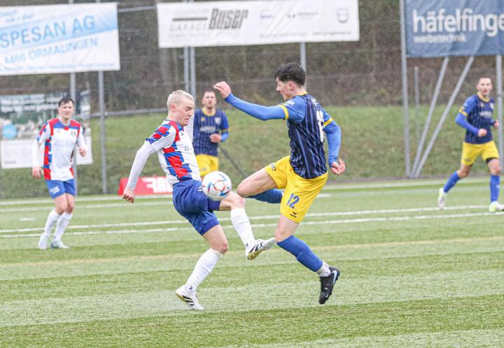 Das Derby bietet im Regen wenig Kunst, aber viel Arbeit. Bild Sebastian Wirz