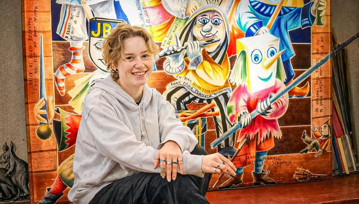 Felix Kaufmann ist in Zunzgen zu Hause, aber in der Basler Fasnacht tief verwurzelt. Sei es, bei der J.B.- Clique Santihans Piccolo zu spielen oder …
Bilder Carolina Mazacek