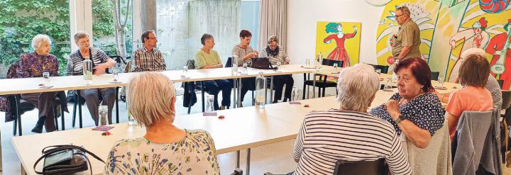 Am beliebten Jubilarenanlass der Senioren Regio Liestal gab es viel zu diskutieren und zu lachen. Bild zvg
