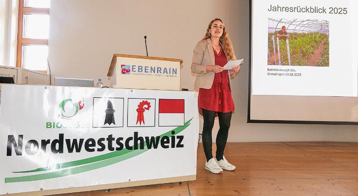 Co-Präsidentin Manuela Lerch bei ihrem Jahresrückblick in der Aula des Ebenrain-Zentrums. Bild Elmar Gächter