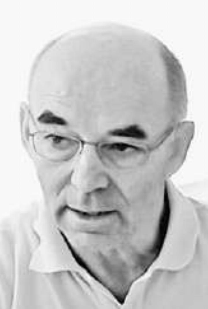 Max Handschin war bis 2018 Hausarzt in Gelterkinden und Zunzgen. Seit seiner Pensionierung verfolgt er interessiert den Wandel in Medizin und Wissenschaft.