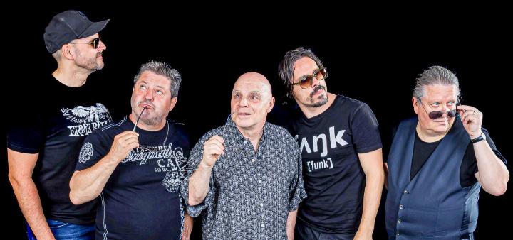 Die fünf Musiker bringen an ihren Live-Konzerten einen lässigen Stil-Mix auf die Bühne. Bild zvg
