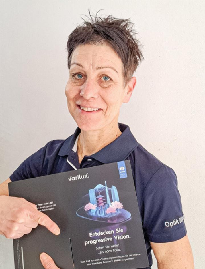 Geschäftsinhaberin Martina Bloch drückt allen die Daumen. Bild zvg