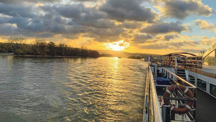 Bei einer Schifffahrt auf dem Rhein entstand dieses Bild von Erna und Arnold Baudin aus Sissach.