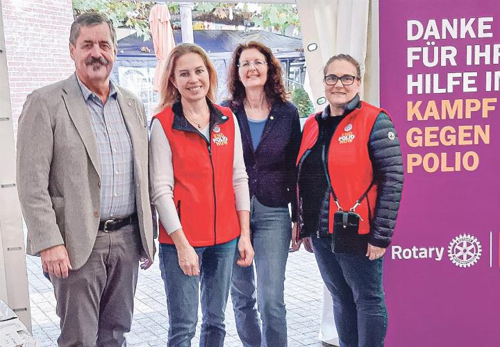 Denis Gröflin (Präsident Rotary Club Sissach), Organisatorin Sandra Ischi (RC Liestal), Susi Schaub (Präsidentin RC Gelterkinden) und Isabel Zimmermann (Polio-Verantwortliche des Distrikts). Bild zvg