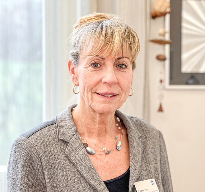 Esther Wirz wenige Tage vor ihrer Frühpension. Am 24. Dezember ist ihr letzter Arbeitstag. Bild Brigitte Keller Esther Wirz wenige Tage vor ihrer Frühpension. Am 24. Dezember ist ihr letzter Arbeitstag. Bild Brigitte Keller