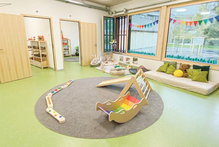 Die Räume über zeugen durch ihre Helligkeit.