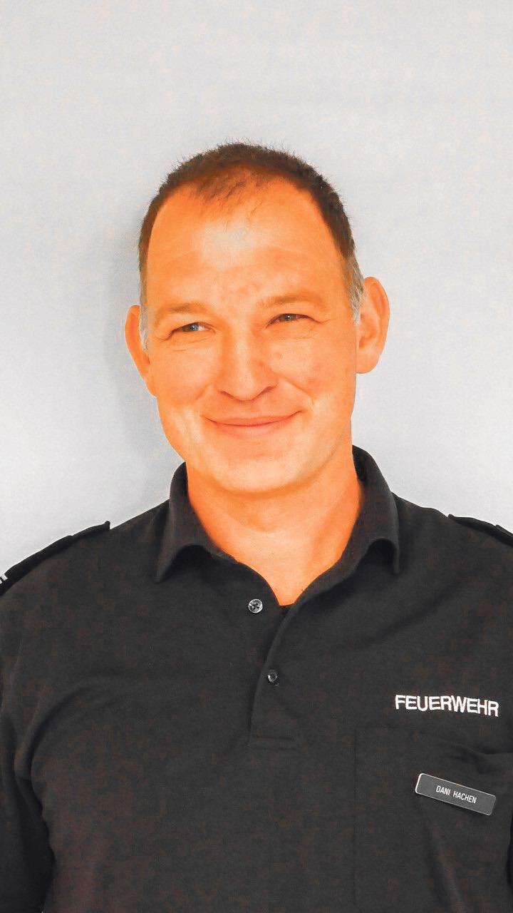 «Die Tagesverfügbarkeit sowie die Einrückzeit der Feuerwehrleute  wird immer schwieriger»: Dani Hachen.
Bild svr. «Die Tagesverfügbarkeit sowie die Einrückzeit der Feuerwehrleute  wird immer schwieriger»: Dani Hachen.
Bild svr.