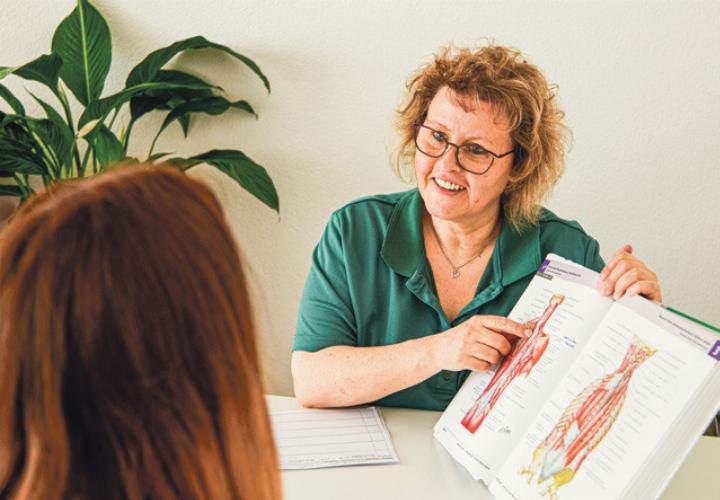 Isabella Zeller kombiniert verschiedene Therapiearten.
Bild zvg