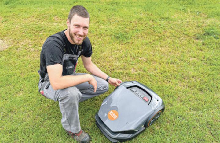 Unser Mitarbeiter Lukas Waldmeier freut sich auf Ihren Auftrag. Bild zvg