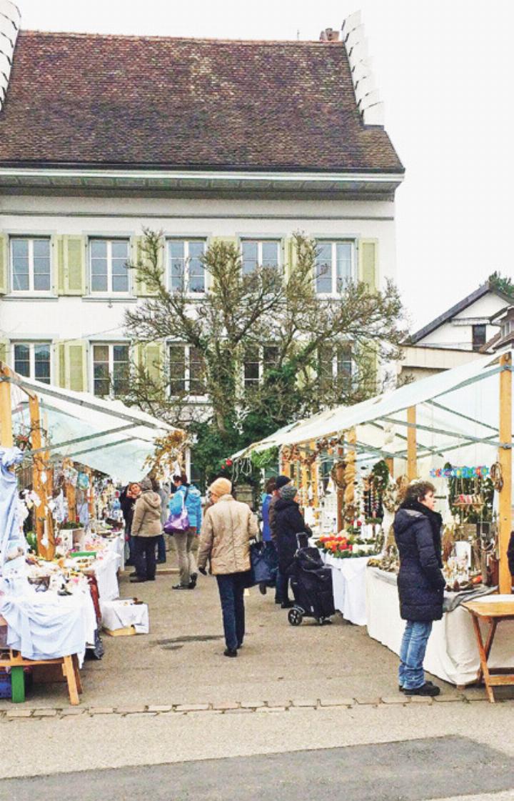 Der Markt findet auf dem Dorfplatz von Gelterkinden statt. Bild zvg