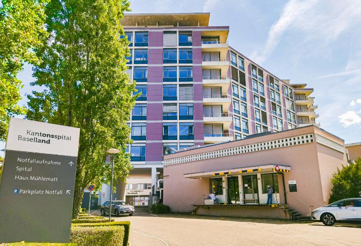 Das Kantonsspital in Liestal – der Standort wird mit Pratteln als Alternative infrage gestellt. Bild Archiv vs