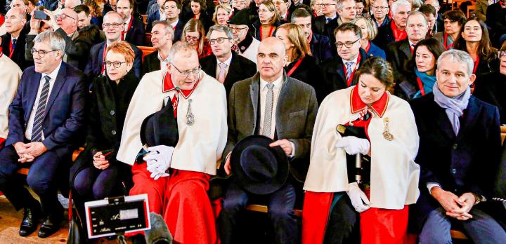 NR-Präsident Eric Nussbaumer und SR-Präsidentin Eva Herzog werden in Liestal gefeiert. Mit dabei: Bundesrat Alain Berset und dessen Nachfolger Beat Jans.