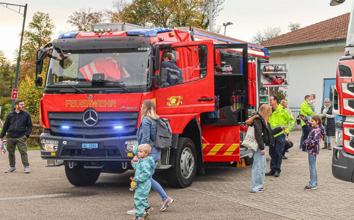 Das Hilfeleistungsfahrzeug steht nun offiziell im Dienst. Bild Barbara Saladin