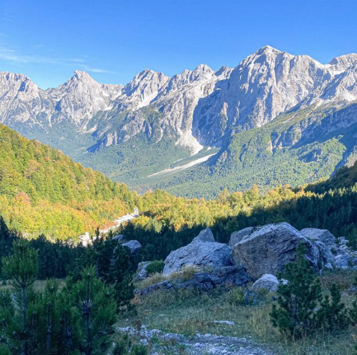 Valbona, ein Hochtal in den Albanischen Alpen. Bilder Stefan Zemp