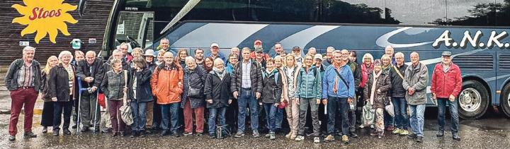 Trotz widriger Wetterverhältnisse hat sich die Reise auf den Fronalpstock gelohnt. Bild zvg