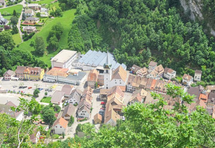 Eine Analyse zeigt: Das historische «Stedtli» hebt Waldenburg von den meisten Gemeinden in der Region ab. Bild Elmar Gächter