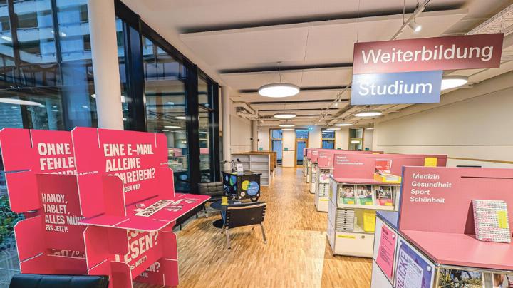 Die Infothek bietet Infos, Medien und Unterstützung. Zusätzlich veranstaltet das LBZ Workshops für die gesamte berufl iche Laufbahn. Bild zvg