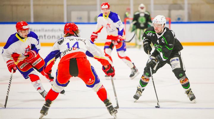 Matteo Bertschy schiesst ZS zum zwischenzeitlichen 6:1. Bild Archiv vs Matteo Bertschy schiesst ZS zum zwischenzeitlichen 6:1. Bild Archiv vs