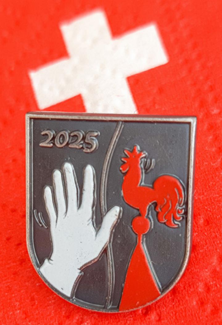 Der Fest-Pin ist im Verkauf.