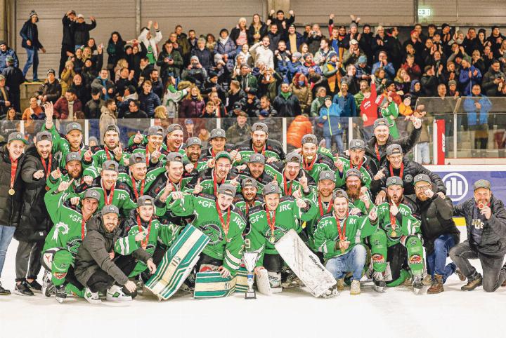 Zentralschweizer Meister – auf diesen Titel hat der EHC Zunzgen-Sissach lange gewartet. Bilder Archiv vs