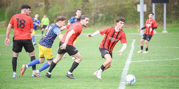 Luca Müller (am Ball) konnte die Rossoneri bereits in der 1. Minute in Führung schiessen. Bild Archiv vs