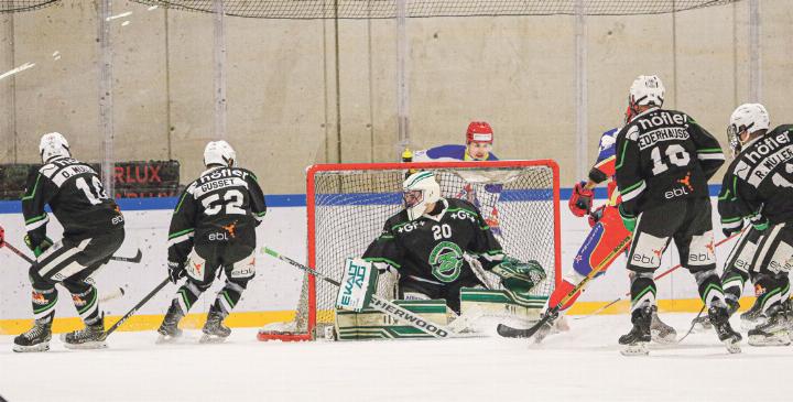 ZS ist in der Defensive diszipliniert, Michele Lepori hält zuverlässig.
Bild Sebastian Wirz