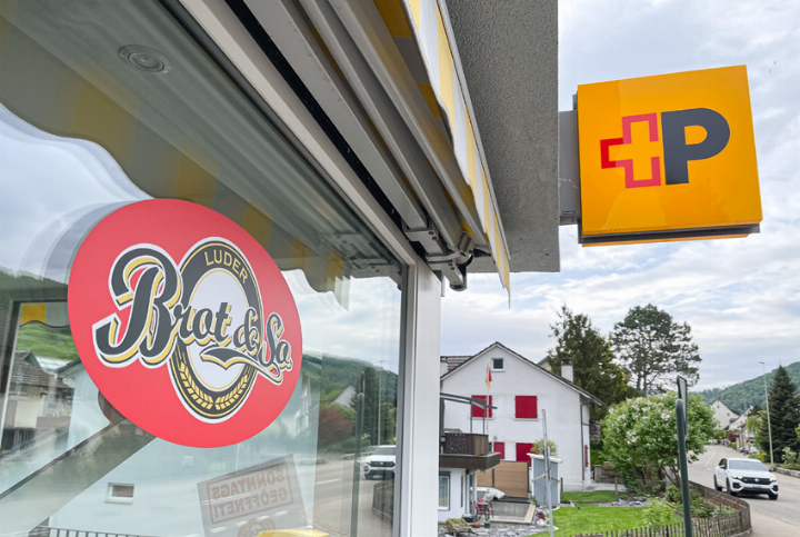 In der Thürner Filiale der Bäckerei befand sich auch die Postagentur. Nun sind beide geschlossen. Bild Christian Horisberger