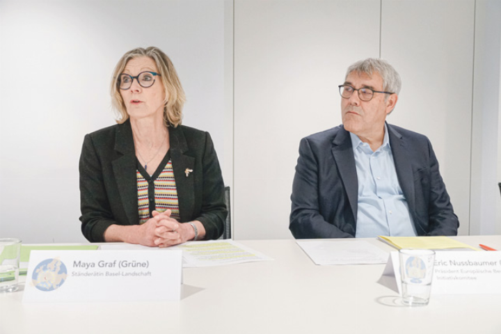 Eric Nussbaumer und Maya Graf betonten, dass die Region auf die Zusammenarbeit mit den Nachbarländern angewiesen ist.
Bild Tobias Gfeller