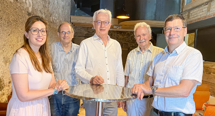 Freuen sich auf die Eröffnung am 7. Juni: (v. l.) Debora Briggen, Stephan von Daeniken, Hans-Rudolf Sutter, Urs Briggen und Roland Plattner. Bild Willi Wenger Freuen sich auf die Eröffnung am 7. Juni: (v. l.) Debora Briggen, Stephan von Daeniken, Hans-Rudolf Sutter, Urs Briggen und Roland Plattner. Bild Willi Wenger