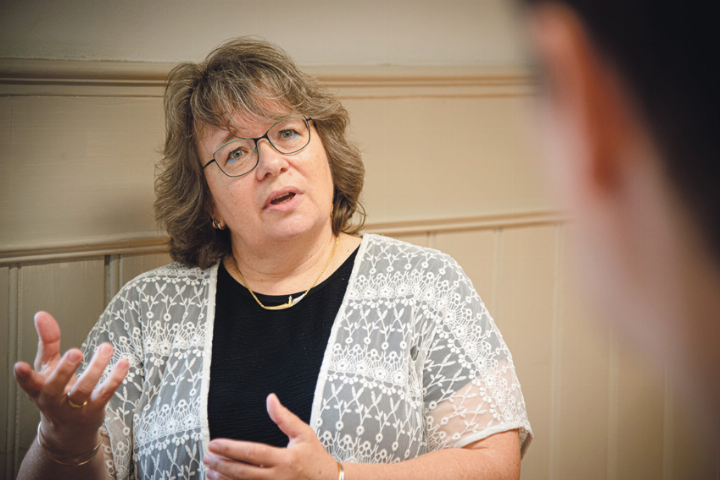 «Erst wenn man Demenz versteht, kann man den Umgang mit der erkrankten Person verändern»: Karin Gäumann. Bild Peter Sennhauser «Erst wenn man Demenz versteht, kann man den Umgang mit der erkrankten Person verändern»: Karin Gäumann. Bild Peter Sennhauser