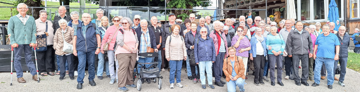 Nahezu 100 Frauen und Männer haben an der Ausfahrt nach Bern und Umgebung teilgenommen. Bild zvg