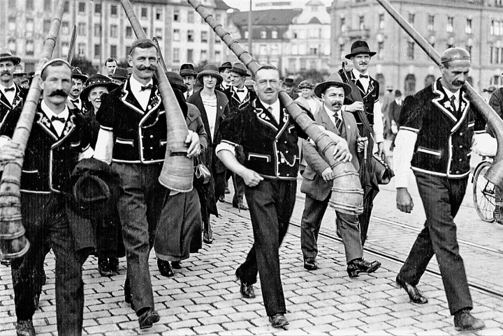 Impression vom ersten «Eidgenössischen» in Basel. Bild Archiv des Eidgenössischen Jodlerverbandes EJV