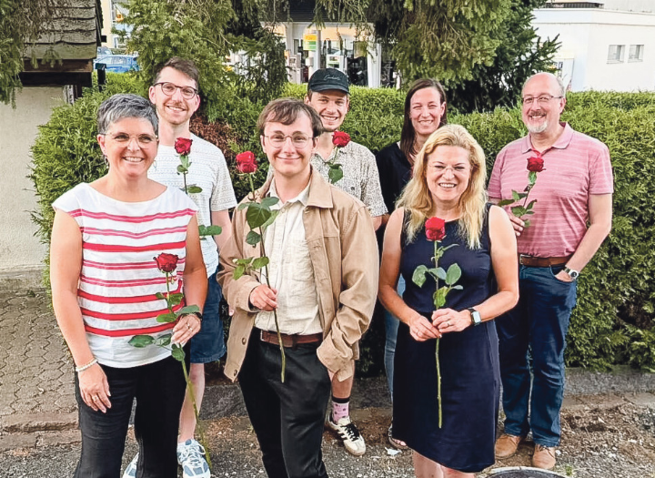 Sandra Strüby-Schaub, Aurin Stricker, Nils Ritter, Wolfgang von Arx, Elena Schneider, Caroline Züricher, David Foggetta (von links).
Bild zvg