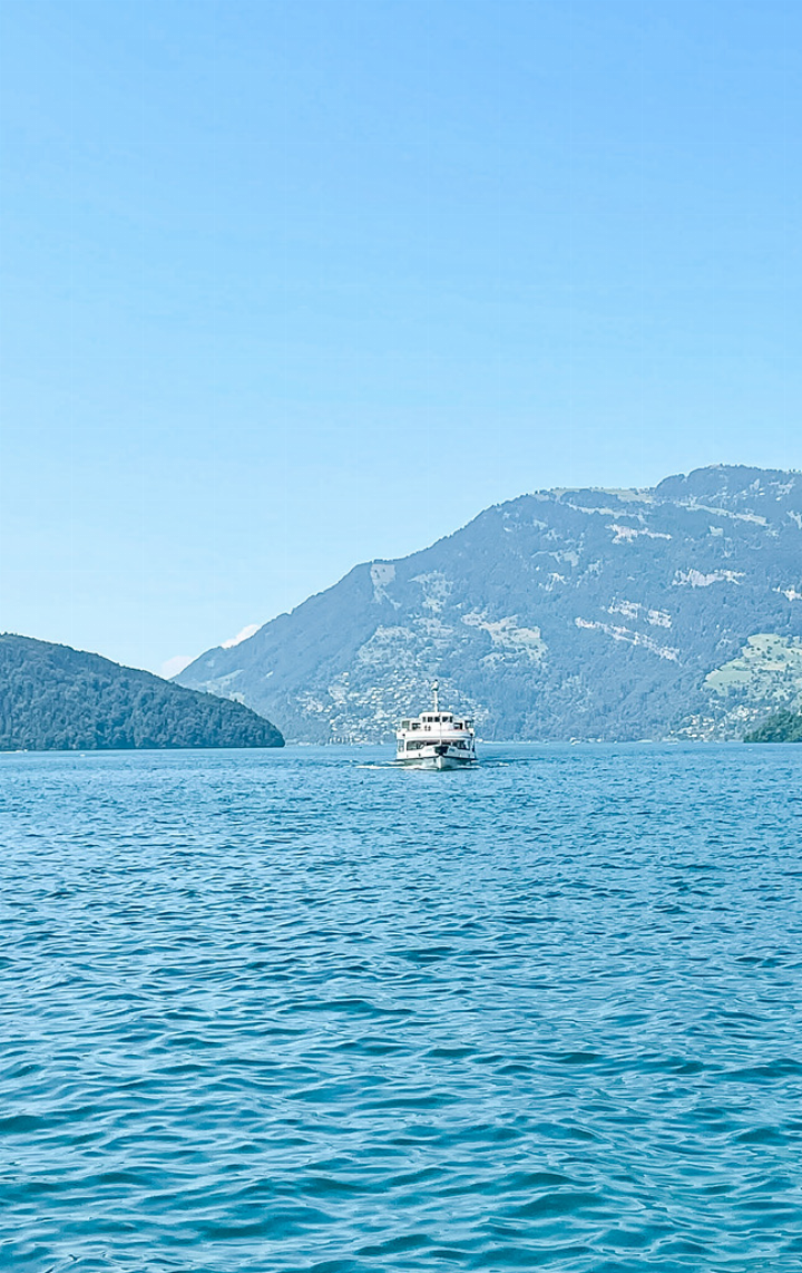 An Gewässern wie dem Vierwaldstättersee kann man sich ein bisschen abkühlen.
Bild zvg