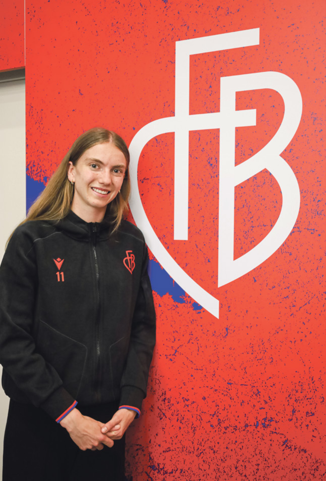 «Es war stets mein Traum, für den FCB zu spielen», sagt Carla Christen.
Bild Alan Heckel «Es war stets mein Traum, für den FCB zu spielen», sagt Carla Christen.
Bild Alan Heckel
