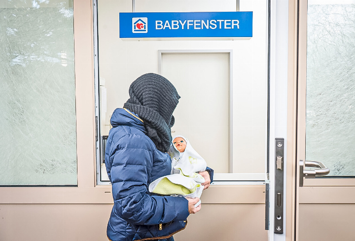 Zum fünften Mal wurde ein Kind im Bethesda-Spital
abgegeben.
Bild zvg Zum fünften Mal wurde ein Kind im Bethesda-Spital
abgegeben.
Bild zvg