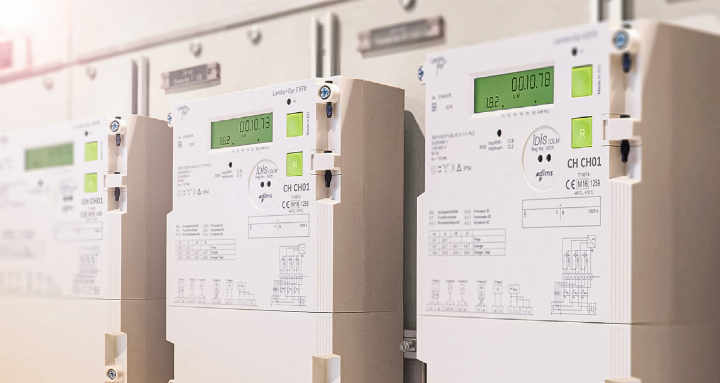 «Smart Meter» erfassen den Strombezug im Viertelstundentakt. Ab 2027 nutzt die EBL die monatliche Leistungsspitze zur Berechnung der neuen Gebühr.
Bild zvg «Smart Meter» erfassen den Strombezug im Viertelstundentakt. Ab 2027 nutzt die EBL die monatliche Leistungsspitze zur Berechnung der neuen Gebühr.
Bild zvg