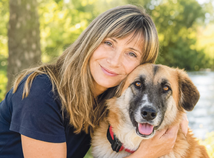 Ein achtsamer Umgang mit dem Hund prägt die Arbeit von Nathalie Laissue.
Bild zvg