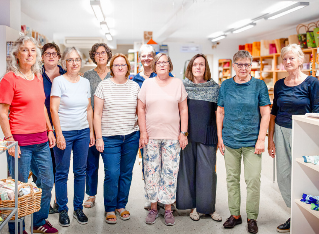 Das Ladenteam des claro-Weltladens in Sissach. Auf dem Bild fehlen Ilse Krenmayr und Monica Gysin. Bild zvg Das Ladenteam des claro-Weltladens in Sissach. Auf dem Bild fehlen Ilse Krenmayr und Monica Gysin. Bild zvg