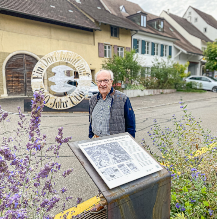 Alt Gemeindepräsident Hansruedi Bieri ist «hochzufrieden» über den Kulturpfad.
Bild Willi Wenger Alt Gemeindepräsident Hansruedi Bieri ist «hochzufrieden» über den Kulturpfad.
Bild Willi Wenger