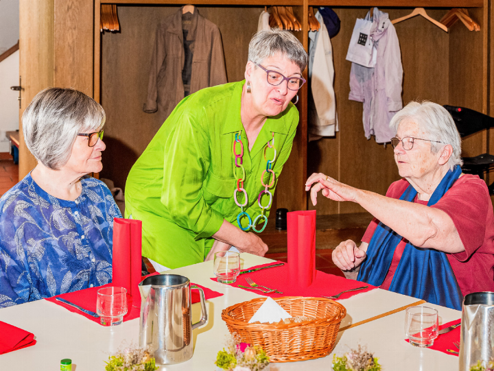 Der von Simone Tacheron (Mitte) präsidierte Frauenverein Sissach setzt sich für die Menschen im Dorf ein, bekundet allerdings zunehmend Mühe, Frauen für den Vorstand zu gewinnen. Bild Brigitte Keller