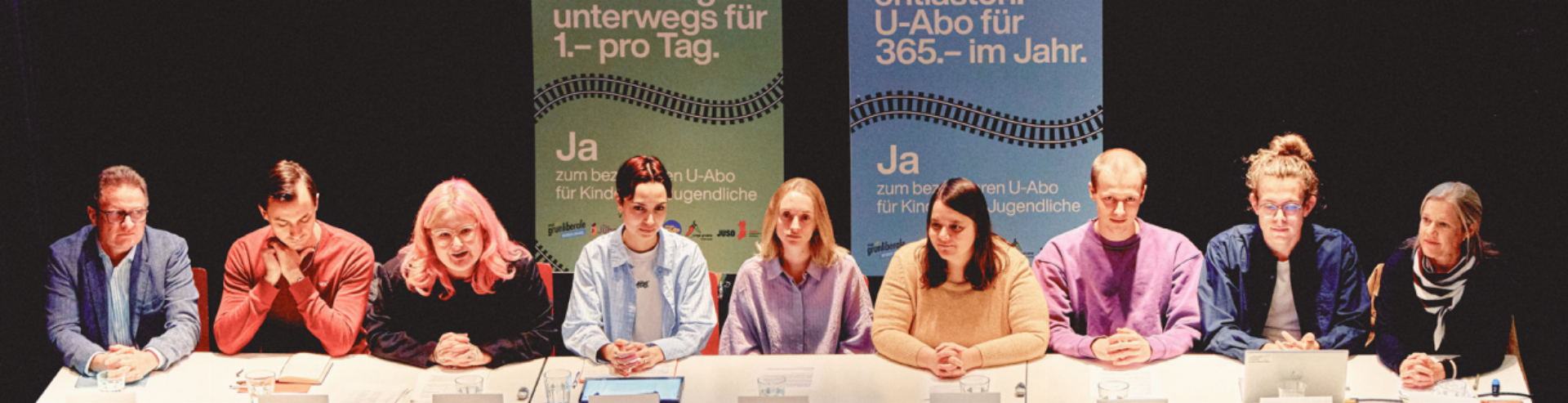 Für 1 Franken pro Tag Bus und Zug fahren - Das Bild wird blockiert. – Möglicherweise durch einen aktiven Adblocker.