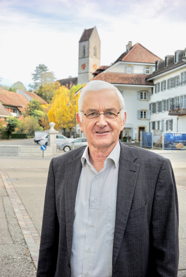 Caspar Baader (73) gestern im Ortskern von Gelterkinden. Bild David Thommen Caspar Baader (73) gestern im Ortskern von Gelterkinden. Bild David Thommen