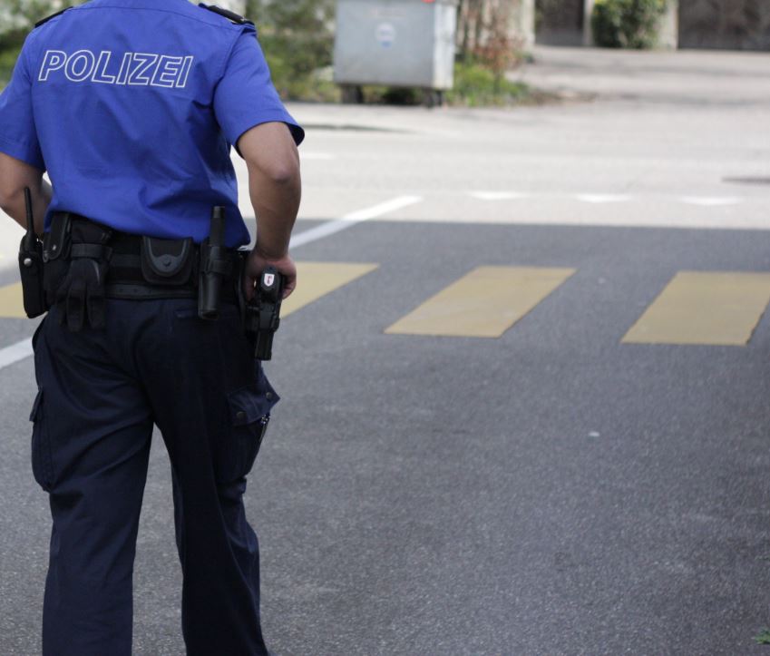 10-jähriges Mädchen auf Fussgängerstreifen in Lausen angefahren und verletzt - Das Bild wird blockiert. – Möglicherweise durch einen aktiven Adblocker.