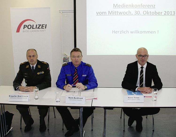 Reber, Polizei und Militär ziehen positive Bilanz - Das Bild wird blockiert. – Möglicherweise durch einen aktiven Adblocker.