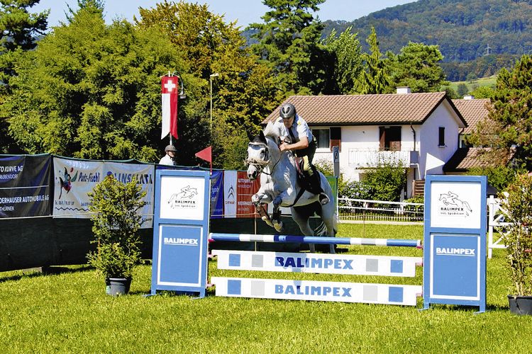 Concours in Sissach bei starker Hitze - Das Bild wird blockiert. – Möglicherweise durch einen aktiven Adblocker.