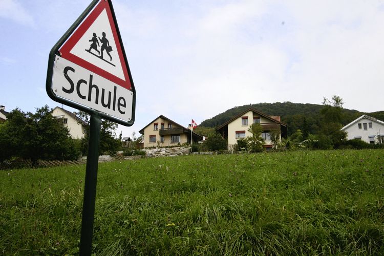 Bürgerliche bekämpfen Bildungsinitiativen - Das Bild wird blockiert. – Möglicherweise durch einen aktiven Adblocker.