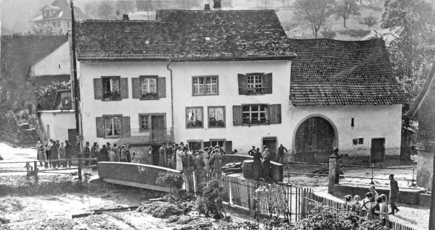 RÜCKSPIEGEL